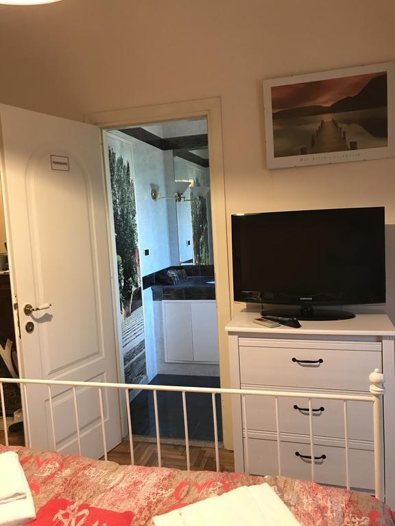 Bed and Breakfast La Fontana Di Carlotta Рим Экстерьер фото